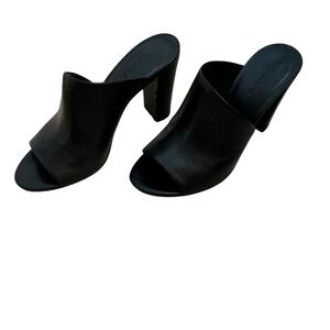 Vince Black Hanna-E Slides. Size 6.